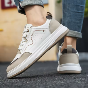 Zapatos de skate para hombre con suela gruesa, transpirables, deportivos, casuales, modernos, de cuero y lona. - Product Image 6