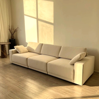Ensemble de canapés en tissu nuage modulaires modernes de style nordique de luxe Bella pour salon durable et élégant avec rembourrage en mousse