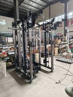 Rack de musculation multifonctionnel en acier inoxydable avec Lat Pulldown, Low Row, Smith Cable Crosser et double colonne de poids