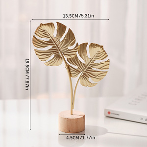 Décoration créative pour entrée de maison, Fenêtre, Artisanat nordique de luxe léger en fer forgé, Feuille de Ginkgo dorée, Ornement en bois en forme de pile - Product Image 5