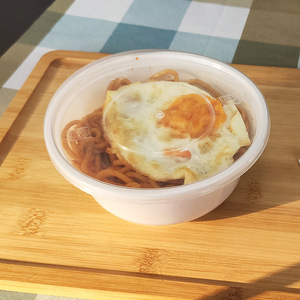 Disposable Bowls With Lids Plastic Takeaway Containers Thickened White Microwaveable For Commercial Use - Product Image 2