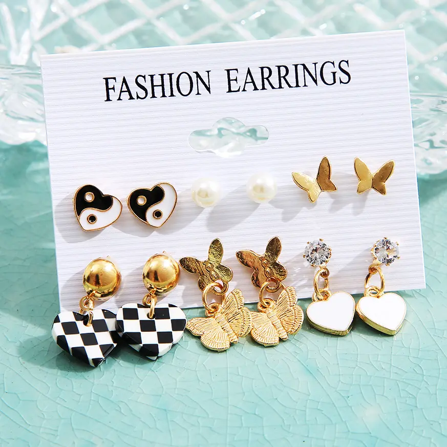 En stock, ensemble de boucles d'oreilles luxe en forme de cœur Yin Yang pour femmes, boucles d'oreilles à la mode en plaqué or avec perles et strass