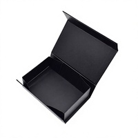 Boîte cadeau pliable magnétique personnalisable, logo en relief, revêtement UV, doublure en éponge, matériaux recyclés, carton gris, fermeture magnétique