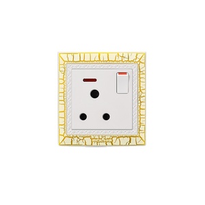 AULMO CRACK FRAME + PC FACEPLATE HOUSEUSE Thiết Kế Sang Trọng 15A 1 GANG SWITCH + Ổ Cắm Có NEON - Product Image 1