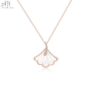 Hong Kong Supplier Natural White Mother-of-Pearl With Natural Diamond Necklace 18K Rose Gold Pendant Necklace For Women's Gift - Product Image 1