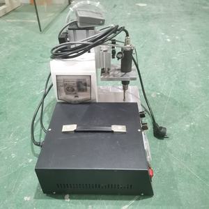 Máquina <span class=keywords><strong>de</strong></span> soldadura <span class=keywords><strong>de</strong></span> punto neumático, Producto Popular, Manual, con bucle <span class=keywords><strong>de</strong></span> oreja, individual, <span class=keywords><strong>para</strong></span> tipos <span class=keywords><strong>de</strong></span> mascarillas, <span class=keywords><strong>precio</strong></span> <span class=keywords><strong>de</strong></span> fábrica - Product Image 6