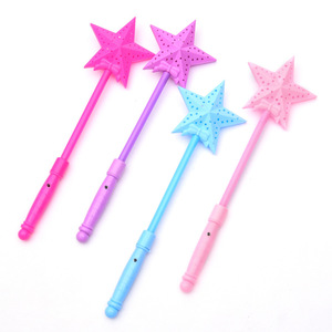 Light Up Hollow Heart And <b>Star</b> Magic Wands <b>Led</b> Flashing Toy For Children Birthday Party Gift Plastic Non Toxic - Product Image 5