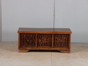 Premium Wooden <b>Trunk</b> <b>Storage</b> Box Furniture <b>Large</b> Capacity <b>Storage</b> Chest with Lid for Home Bedroom Living Room and Apartment - Product Image 4