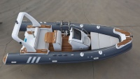 Bateau pneumatique à coque en fibre de verre de 5,8 m