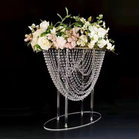 Nouveaux accessoires de mariage, support à fleurs décoratif en acrylique et cristal, ornements de centre de table de mariage, fournitures de décoration de table principale et de fenêtre