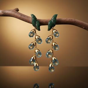 Boucles d'oreilles pendantes Art Déco en Or 18 carats et Argent 925, Améthyste et Diamant, Style Taille Brillante, Luxe pour Femme, Mariage/Fête/Cadeau - Product Image 5