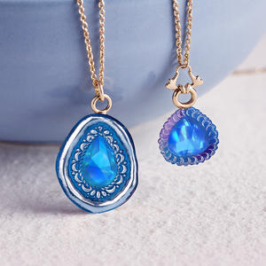 Cabeza de sello de cobre con diseño de corona y estrella en relieve para decoración de sellos. - Product Image 5