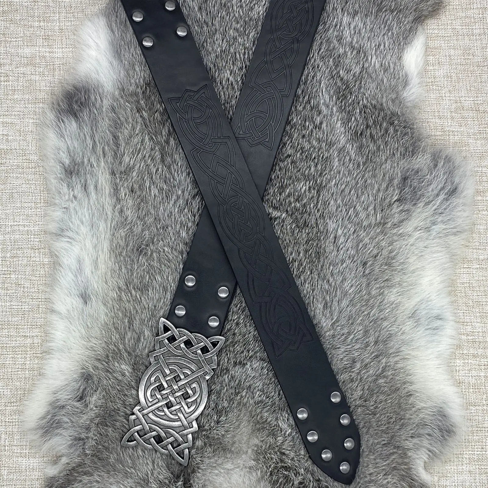 Sternstunde Cintura Medievale Vichinga In Similpelle – 165 Cm X 3,5 Cm, Con Amuleto Nordico, Per Cosplay E Halloween