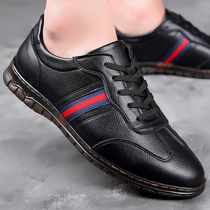 Chaussures de marche pour hommes en cuir véritable à bout rond, à lacets, respirantes, avec semelle extérieure en caoutchouc, couleur unie, style décontracté - Product Image 4