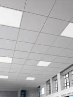 Panneaux de plafond en alliage d'aluminium 600x600 de haute qualité, excellente résistance au feu, adaptés aux plafonds de cuisine et de salle de bain