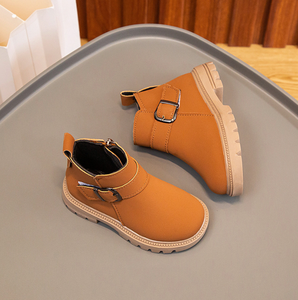 Botas Cortas de Invierno UNISEX para Niños, Cómodas, Forradas de Algodón, de Gamuza Sólida, Estilo Romano, con Suela de Goma - Product Image 4