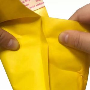 Enveloppe à bulles pour emballage express, sac jaune avec fermeture éclair, enveloppe en papier kraft avec mousse - Product Image 1