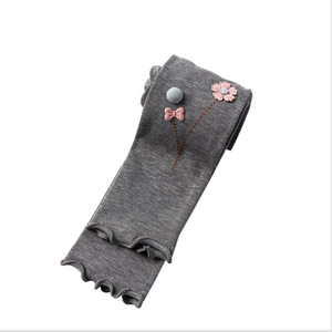 Lots de vêtements de boutique pour enfants en gros, leggings de printemps sans couture, provenant d'un fournisseur de leggings - Product Image 2