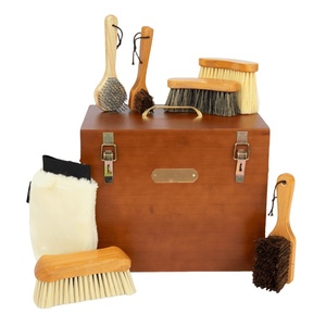 Kit de toilettage pour chevaux de luxe de haute qualité ensemble de brosses avec boîte en bois Logo personnalisé brosse en bois pour cheval outil de nettoyage quotidien - Product Image 1