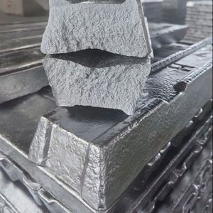 Stock en gros disponible d'ingots d'alliage d'aluminium de pureté 99,7% série 2000 extrudés pour la réfusion et la coulée à prix de gros - Product Image 1