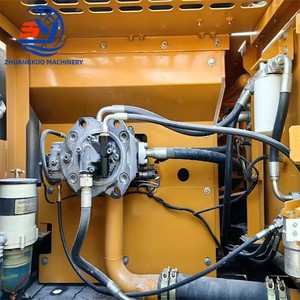 Excavatrice SANY SY245H de 25 tonnes avec moteur Isuzu, tarière, grappin, brise-roche et accessoires - Product Image 4