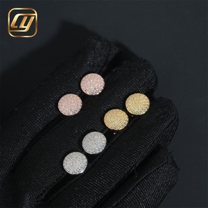 Pendientes de tuerca de plata de ley S925 con moissanita pavé, aretes redondos con incrustaciones de piedras, joyería hip hop al por mayor en stock. - Product Image 3