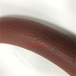 ปลอกหุ้มพวงมาลัยซิลิโคน 36-40 ซม. ลายจระเข้เทียม ดีไซน์บาง สำหรับรถยนต์ หลากสี - Product Image 2