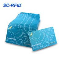 بطاقة بلاستيكية مخصصة الطباعة بتقنية NFC 215 مع غلاف PVC وتقنية RFID 13.56 ميجاهرتز لنظام العضوية في وسائل التواصل الاجتماعي والأعمال