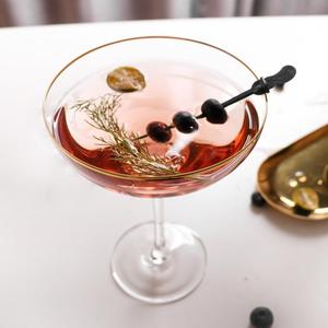 Verres à cocktail Martini dorés avec bord doré verre coupé moderne flûte à champagne Verre <span class=keywords><strong>ballon</strong></span> transparent fait à la main pour bar de fête - Product Image 3