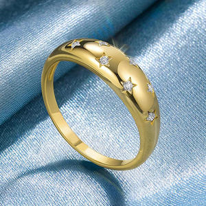 Anello in Oro Giallo con Diamante Taglio Brillante Rotondo Naturale Unisex per Uso Quotidiano T0042 - Product Image 1