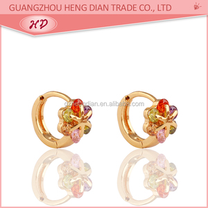 2018 de moda 18 K chapado en oro de latón diseño de la joyería de traje de oreja manguito aretes para mujer - Product Image 4