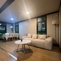 Casa Contenedor Expandible Ecológica, Diseño de Paneles de Pared Blancos Personalizados Directo de Fábrica, Duradera, Expandible y Móvil, con Ducha