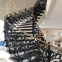 Balustrade en fer forgé d'intérieur de dernière génération avec main courante pour escaliers