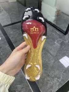 พื้นรองเท้าฟุตบอล HT-9K0343 TPU สีตามสั่ง ขนาดตามสั่ง สำหรับรองเท้าสตั๊ดฟุตบอลชาย คุณภาพสูง ผลิตจากโรงงานจิ่นเจียง - Product Image 3