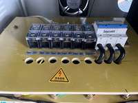 Convertisseur de tension monophasé vers triphasé à fonctionnalités améliorées AHK-100KVA 220V vers 380V+N pour l'exploitation minière/les machines-outils CNC