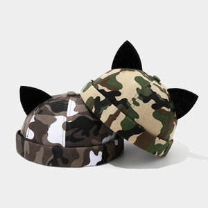 Casquette unisexe rétro de camouflage pour l'extérieur, avec des oreilles de chat mignonnes, sans visière, design en forme de melon, casquette hip-hop personnalisée - Product Image 4