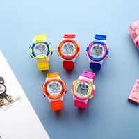 Montre électronique pour enfants, montre pour élèves du primaire et du secondaire, mignonne, sportive, lumineuse, avec alarme, cadeau d'anniversaire