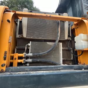 Excavadora Hidráulica de Orugas Hyundai 330 de 30 Toneladas, de Segunda Mano, en Buen Estado, Modelo 330LC-9S, con Motor Cummins, en Venta - Product Image 5