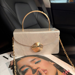 Weiße Hochzeits feier Braut Acryl Box Clutch Top Griff Geldbörse Cocktail Party Abendessen Handtasche Frau Metall Shell Lock Abend tasche - Product Image 3