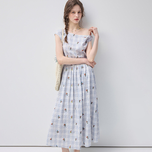 VEGA CHANG Abito da donna a trapezio midi azzurro a quadri asimmetrico monospalla con maniche a cappuccio ricamato floreale a vita alta plissettato - Product Image 1