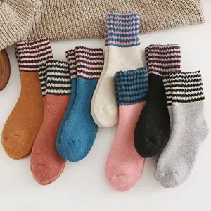 Wholesale Super Thick Towel Warm Snow Socks Winter Thermal Wool Crew Socks For Women