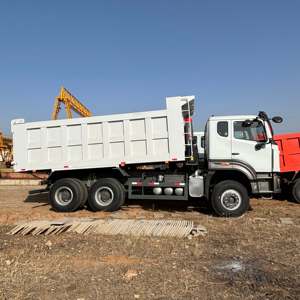 SINO TRUCK 10-Rad 50-Tonnen Brandneuer Howo Nx 6x4 Kipper-Muldenkipper für Afrika - Product Image 4
