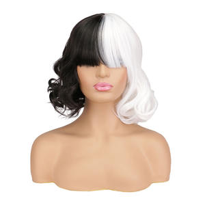 <span class=keywords><strong>CRUELLA</strong></span> De Vil Cosplay peluca corta rizada medio negro medio blanco Sra. Spot Hair Deville Dalmations pelucas de Cosplay resistentes al calor - Product Image 3