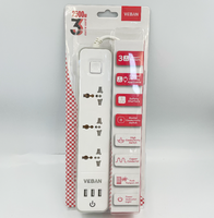 Multiprise universelle de base à 3 voies avec interrupteur Prise d'extension standard avec 3 prises USB UK 3 prises CA Matière plastique