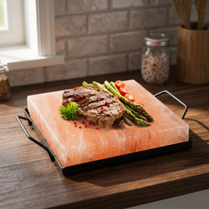 Plaques de cuisson en sel de l'Himalaya raffiné de qualité supérieure 2025, forme circulaire, bloc de sel sculpté, technique de fil d'acier inoxydable - Product Image 1