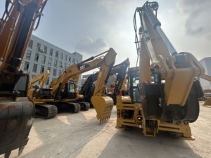 Nueva Retroexcavadora Caterpillar CAT424, Sistema Hidráulico de Alta Resistencia, Equipo de Doble Propósito para Excavación y Carga - Product Image 4