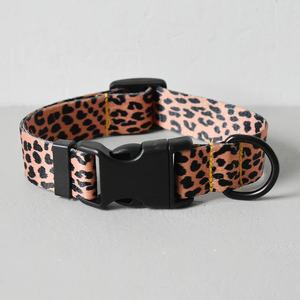 15 Arten von Farbe Nylon bedrucktes Hunde halsband Verstellbares Halsband für Hunde Haustier produkte Kunden spezifisch graviertes Typenschild Haustier bedarf - Product Image 6