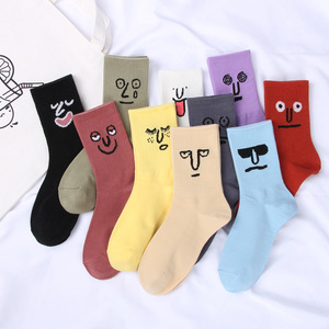 Calcetines largos de algodón de alta calidad Youki para mujer, cómodos y divertidos con estampado de emoticonos, medias de punto transpirables, tripulación con patrón Floral - Product Image 1