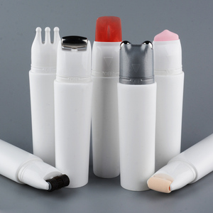 Tubes en plastique vides pour crème visage OEM 30ml 50ml 60ml avec applicateur en métal, éponge en silicone et masseur en zinc - Product Image 1
