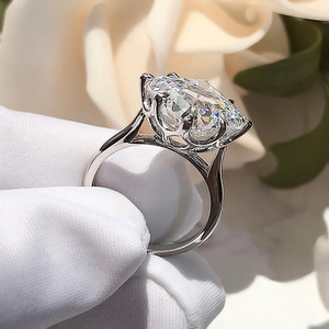 Anello Elegante a Forma Quadrata con Design a Più Punte per Donne - Product Image 3